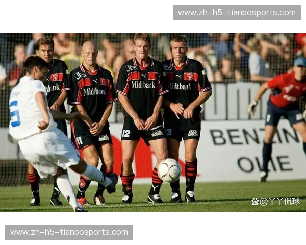 欧联2018淘汰赛对阵：那些不容错过的焦点与惊喜